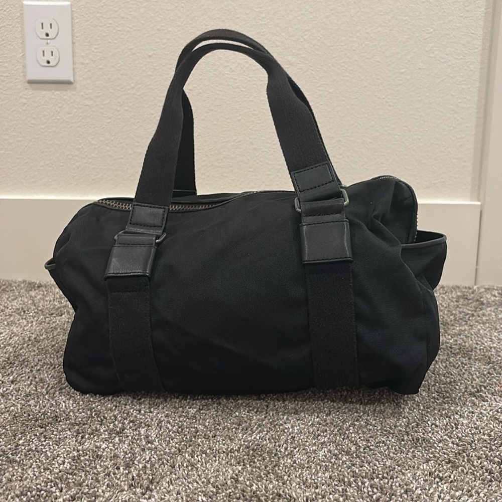 RARE 🖤🖤 Aritzia Mini Nylon Canvas Leather Barrel Duffel Bag Community